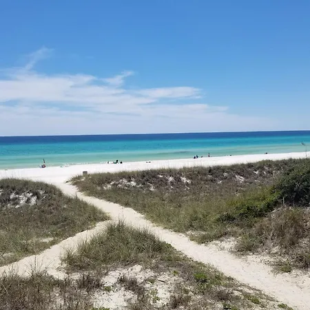 Beach Haven! 2Br 2Ba Sleeps 6! Coastal Paradise Awaits!